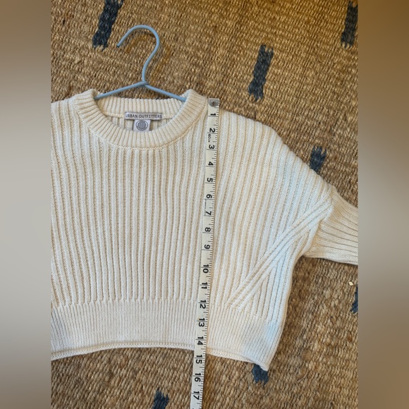 UO Big Sur Ribbed Pullover Sweater | Cropped Ribbed Crewneck | Cream | XS - Picture 8 of 10